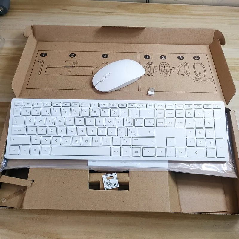 Desk Setup Keyboard - Ensemble clavier et souris sans fil,