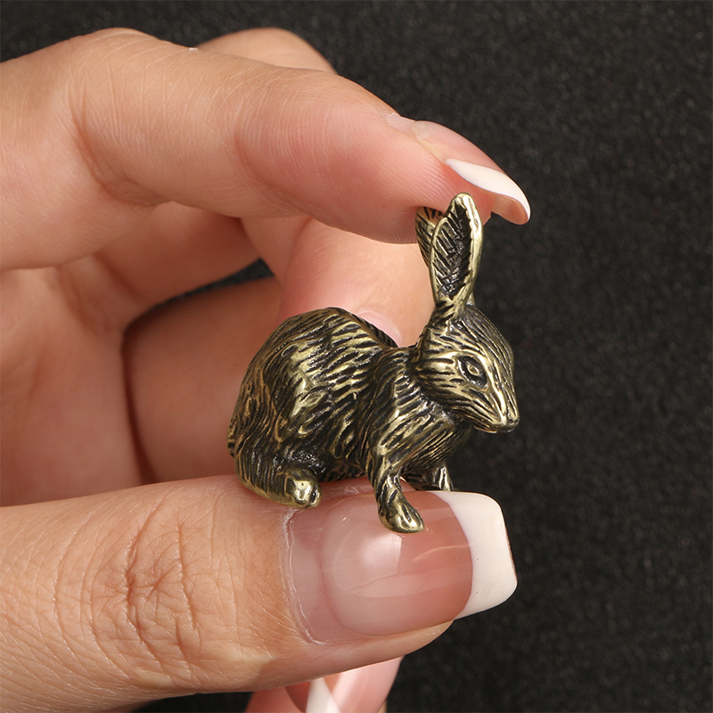 Desk Setup Nature - Statue de lapin en laiton de