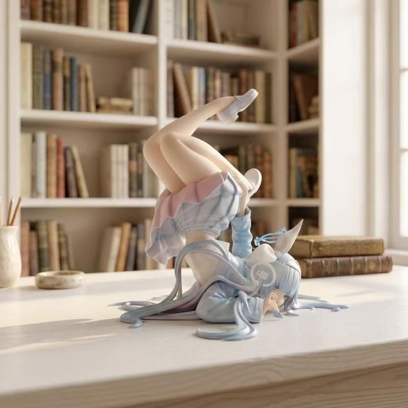 Figurine de fille mignonne et  - Desk Setup Editing avis et prix